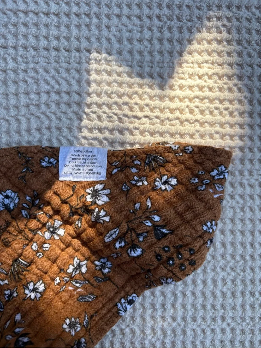 Mebie Baby Brown Floral Bib